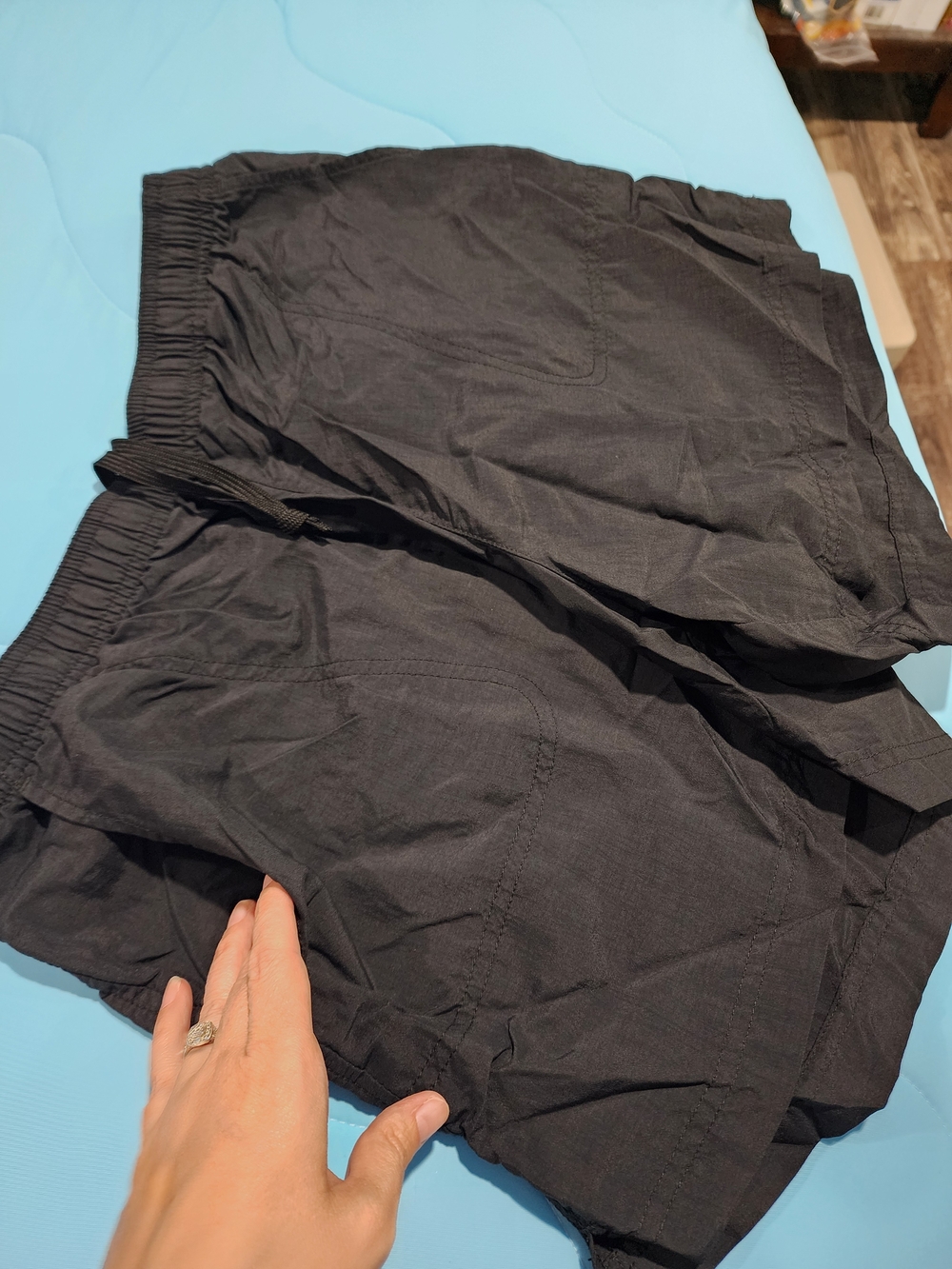 Columbia Black Drawstring Elastic Waist Shorts